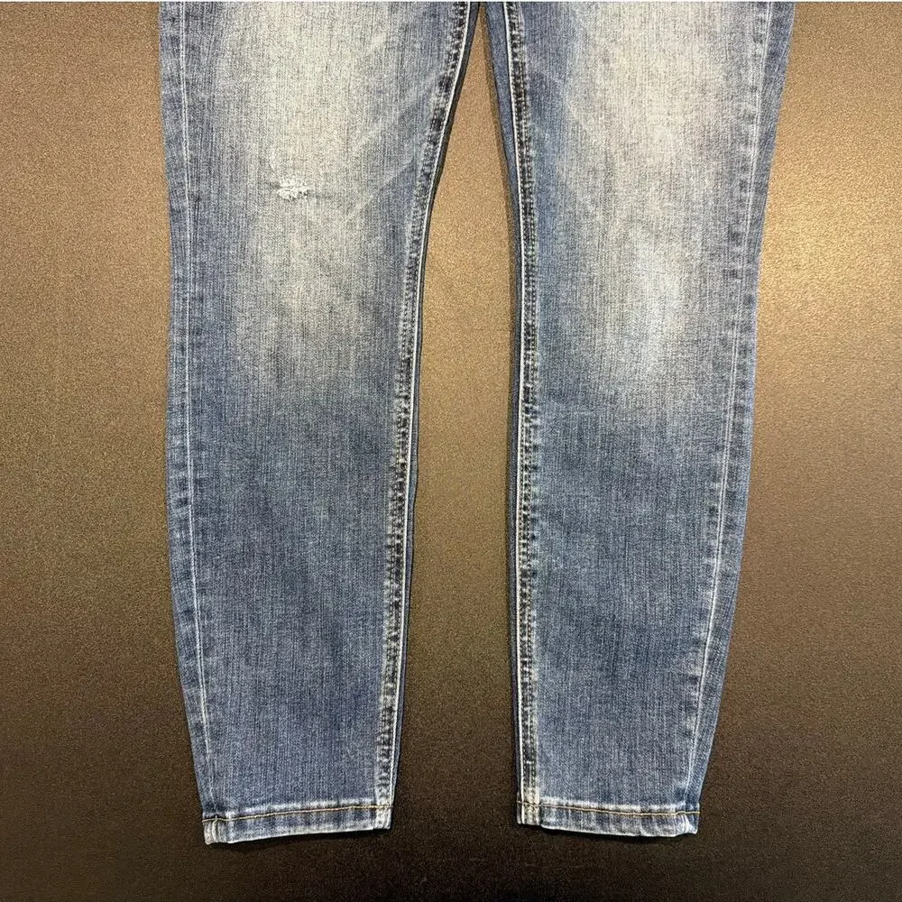 Hint of Blu $58 retail